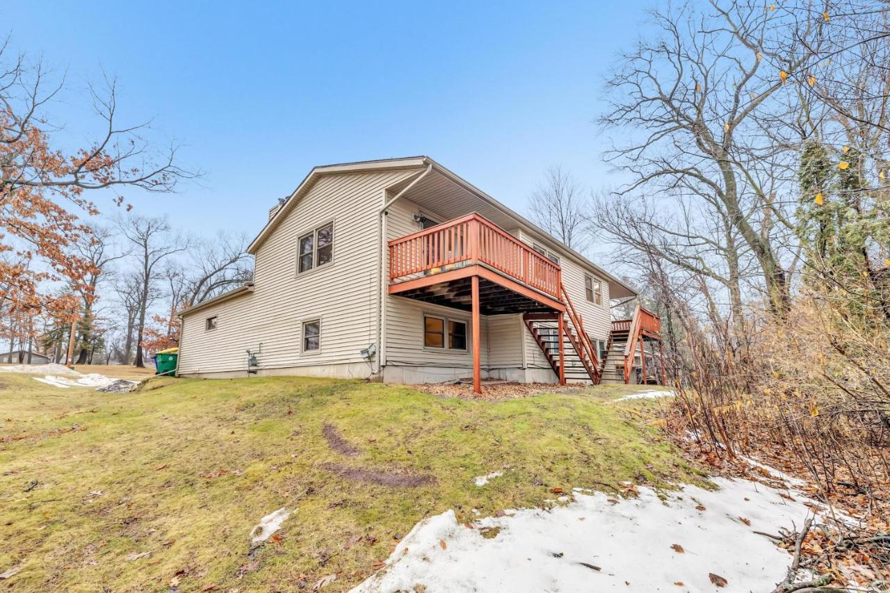 Hazelwood Haven Near Lambeau! Duplex Apartment Green Bay Exterior photo